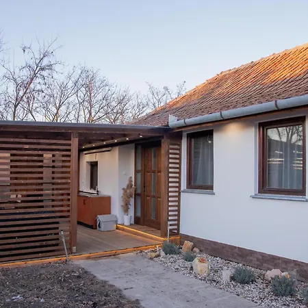 Apartmán Arnyaskert Vendeghaz *